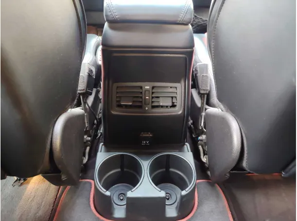 Car image 29