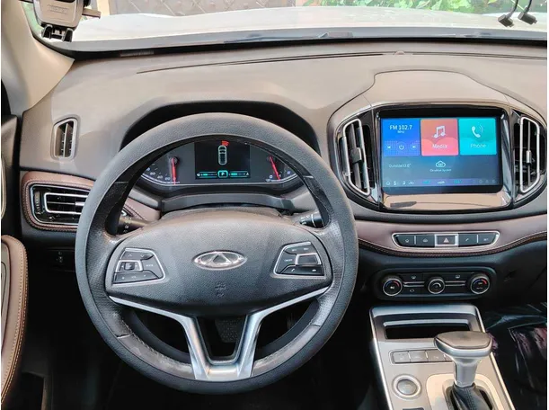 Car image 24