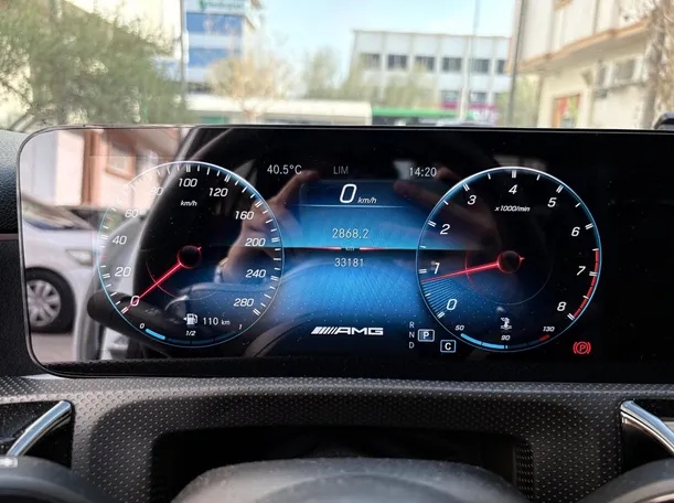 Car image 23