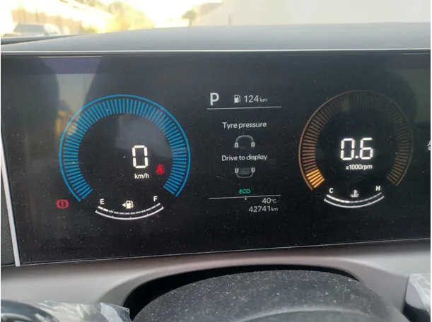 Car image 20