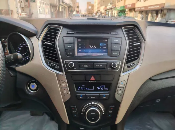 Car image 22