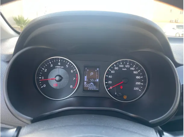 Car image 20