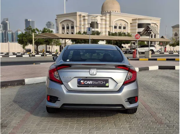 Car image 6