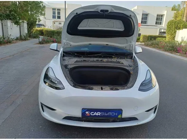 Car image 20