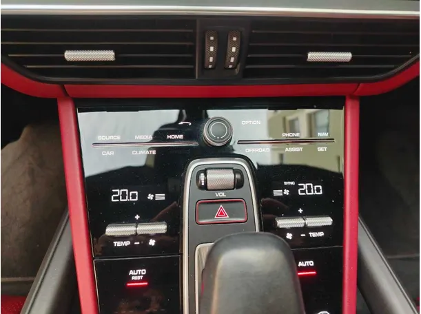 Car image 25