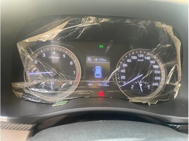 Car image 20