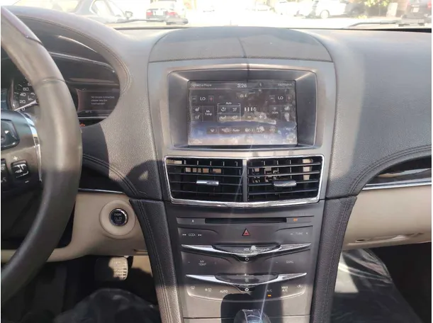 Car image 23