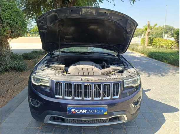 Car image 23