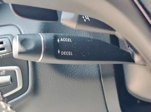 Car image 31