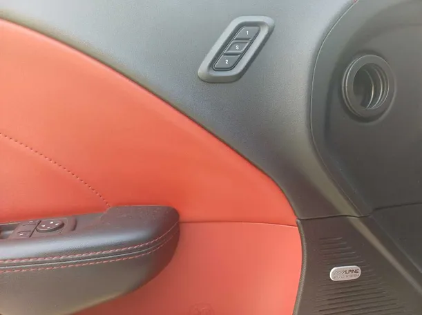 Car image 20