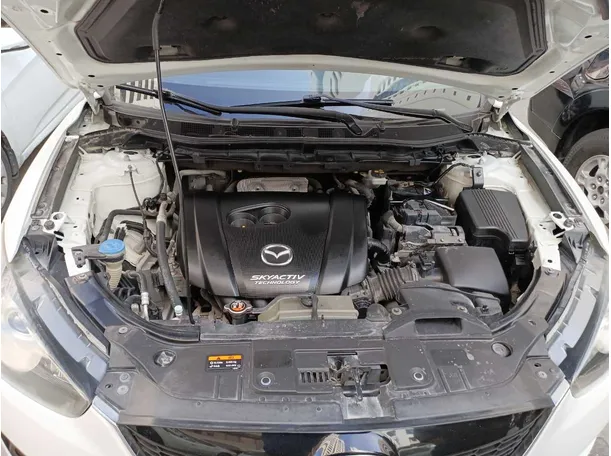 Car image 18