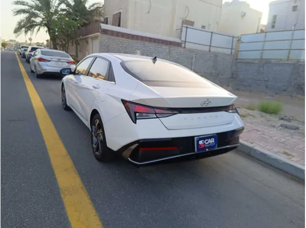 Car image 7