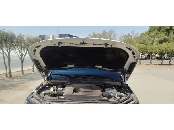 Car image 35