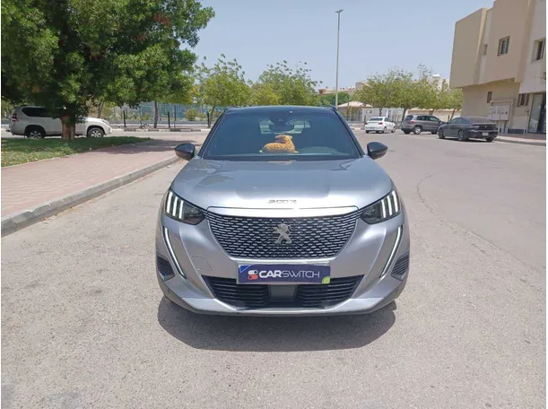 Car image 24