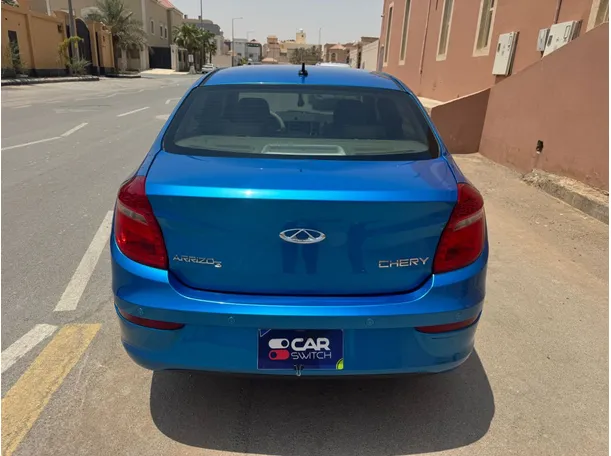 Car image 6