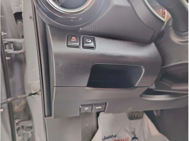 Car image 43