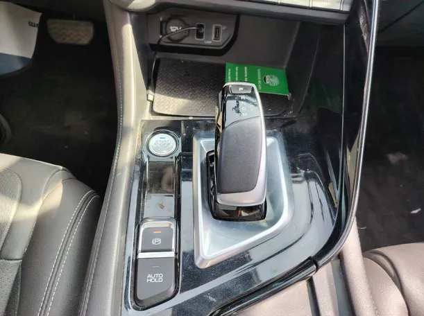 Car image 21