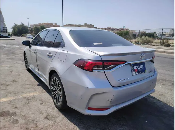Car image 7