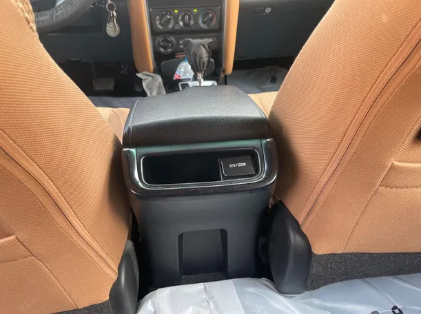 Car image 22