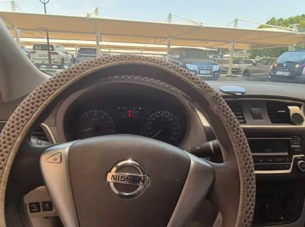 Car image 22