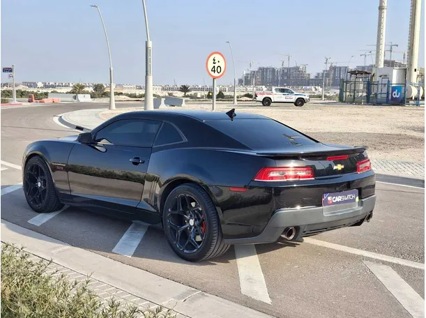 Car image 5