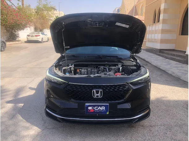 Car image 24