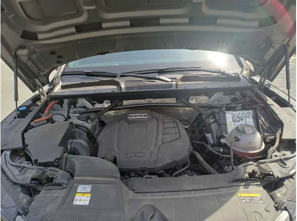 Car image 28