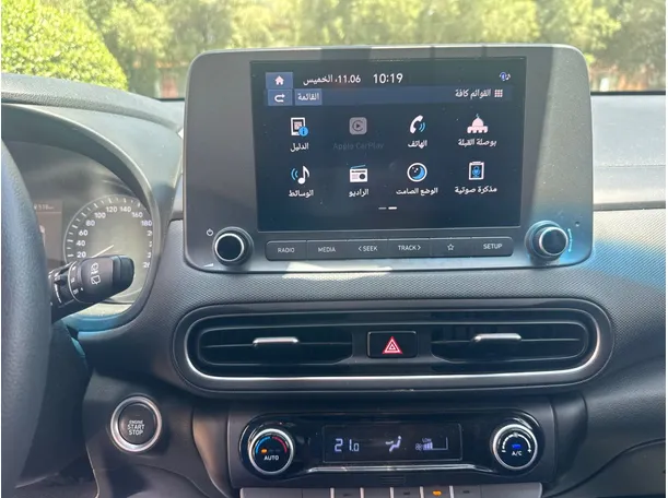 Car image 17