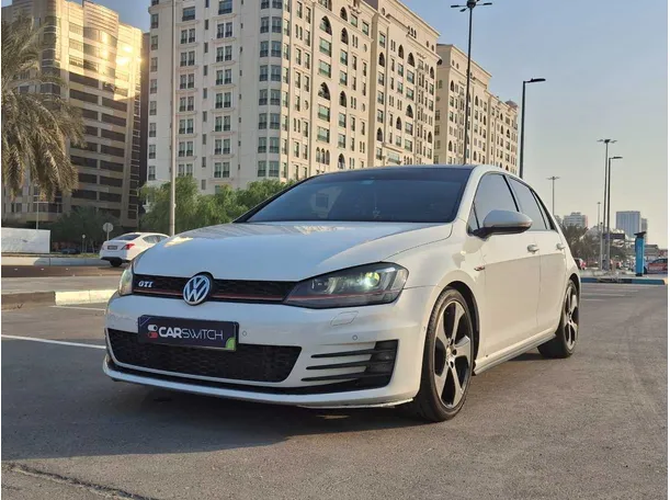 2015 Volkswagen Golf in UAE