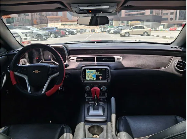 Car image 15