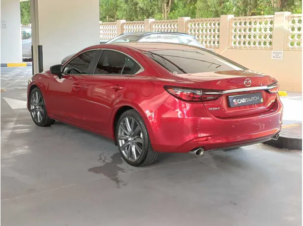 Car image 7