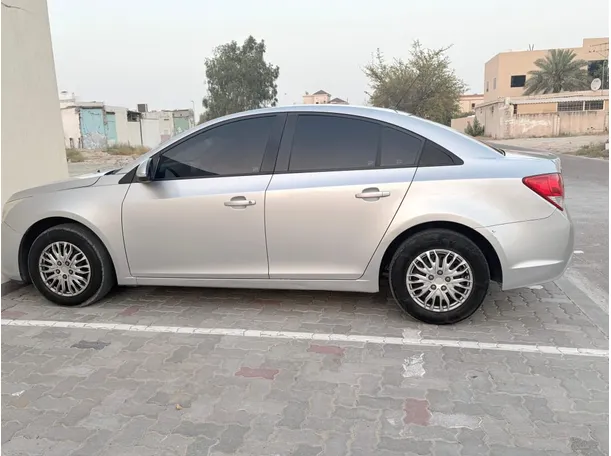 Car image 11