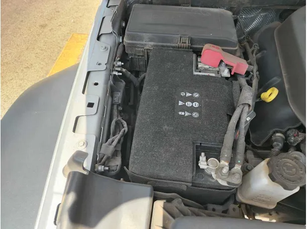Car image 40