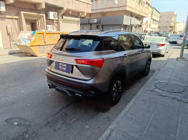 Car image 5