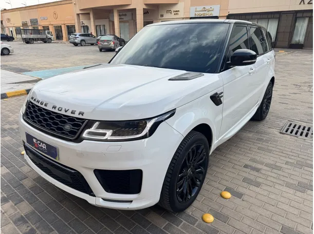 2019 Range Rover Sport in Riyadh