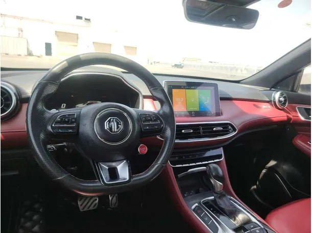 Car image 23