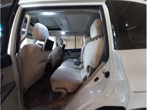 2018 Mitsubishi Pajero in UAE