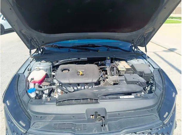 Car image 32