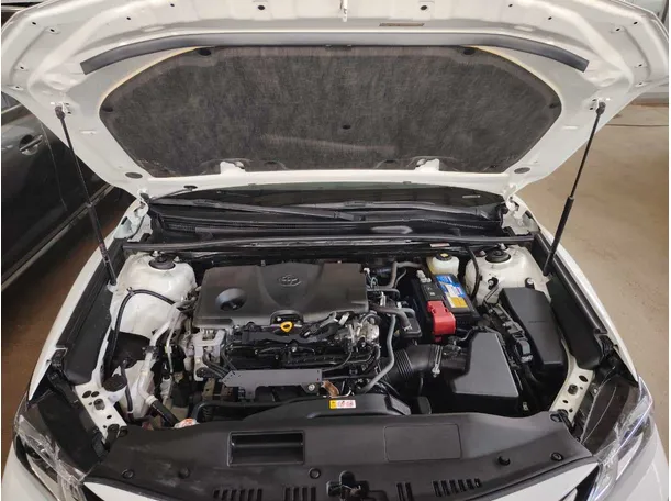 Car image 31