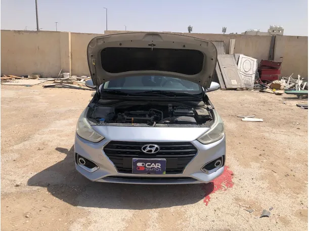 Car image 23