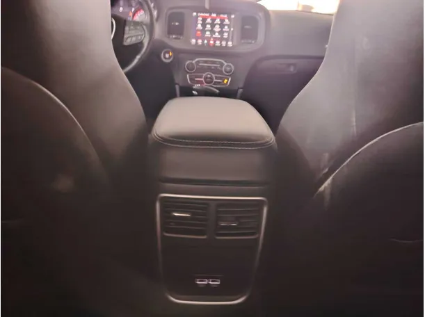 Car image 27