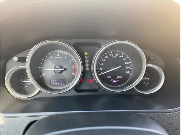 Car image 18