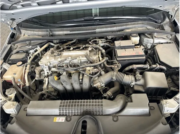 Car image 19
