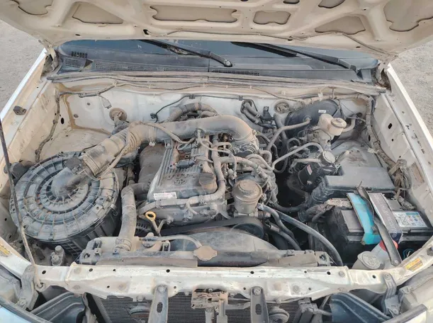 Car image 25