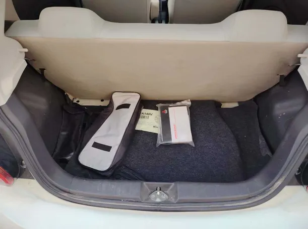Car image 31