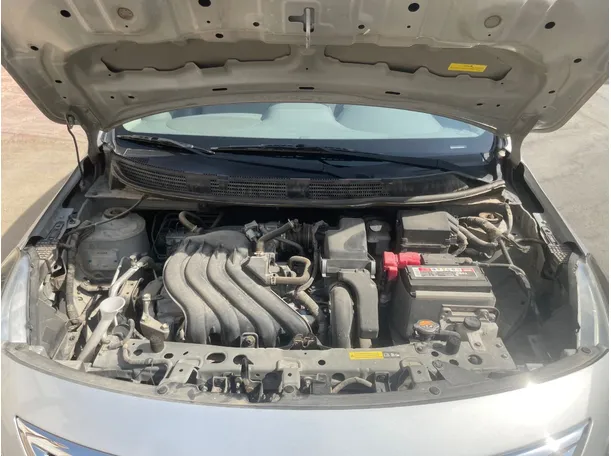 Car image 25