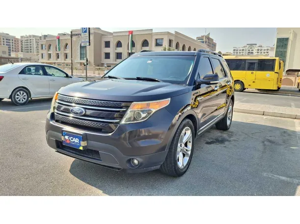 2014 فورد اكسبلورر في الإمارات