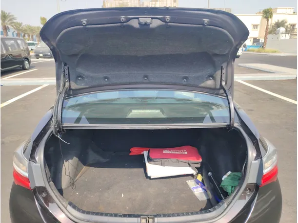 Car image 23
