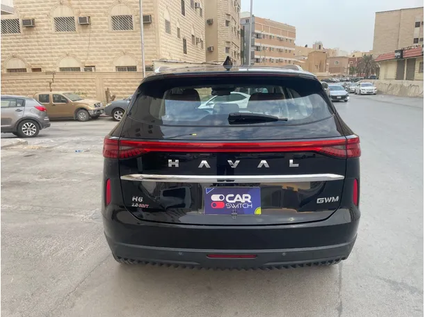 Car image 6