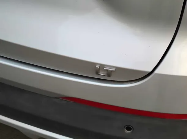Car image 30